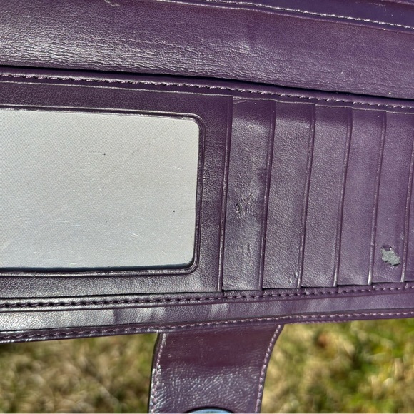 Coach Trifold Deep Prple Turnlock Wallet - Picture 12 of 13
